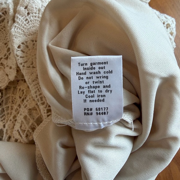 TravelSmith Boho Lace Tunic XL | Cottagecore Romantic Layering Top - Picture 5 of 6